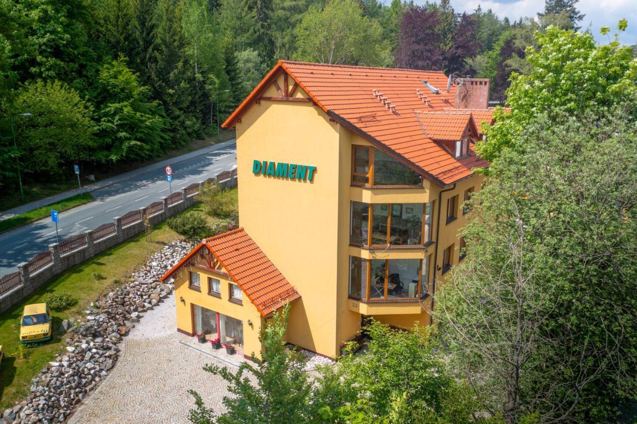 Diament Hotel 2*